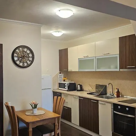 Апартаменты 7 And 2 Quietly And Peaceful Place To Relax Созополь