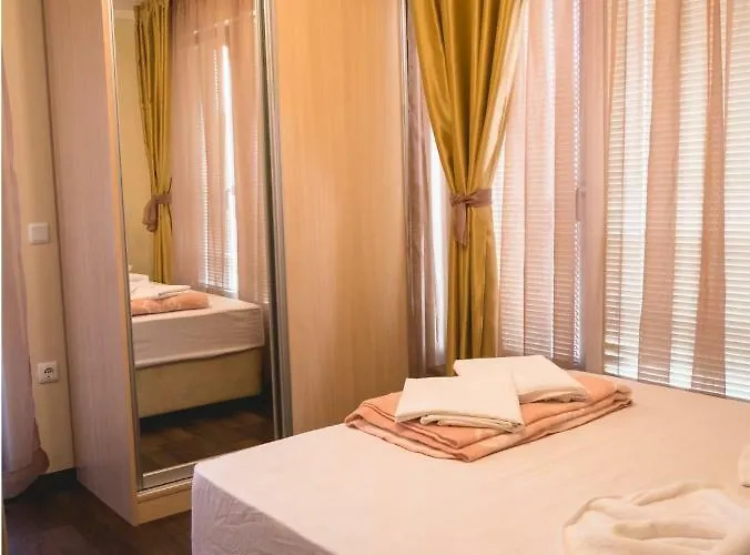 7 And 2 Quietly And Peaceful Place To Relax شقة